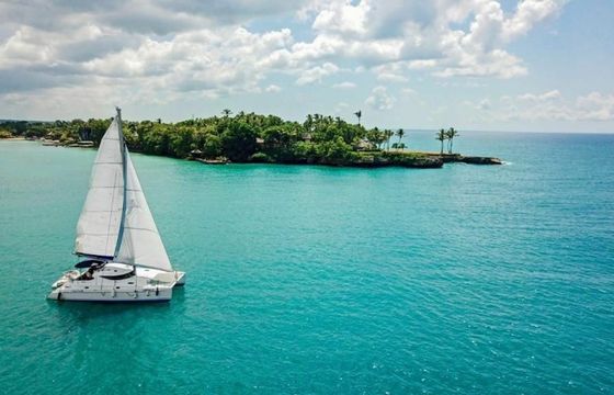 Lagoon 380 Happy Wind