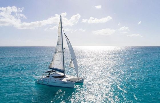 Lagoon 380 Happy Wind