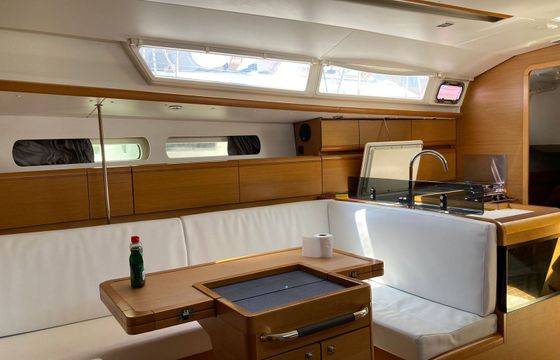 Jeanneau Sun Odyssey 49 Corcho 14