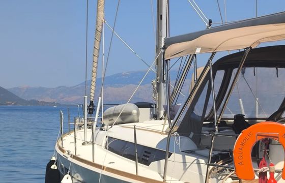 Jeanneau Sun Odyssey 519 Aquaholic