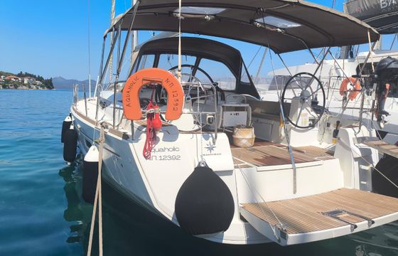 Jeanneau Sun Odyssey 519 Aquaholic