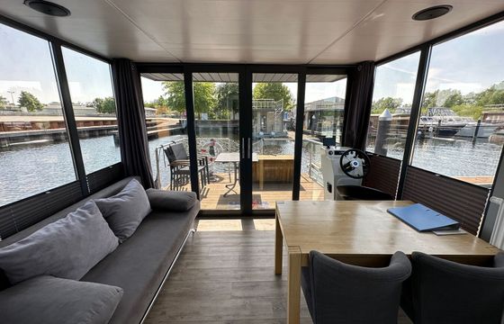 La Mare Apart M Stolpe