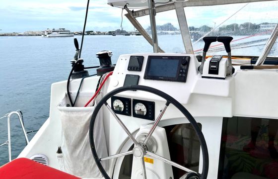 Lagoon 380 S2 Poe Vai