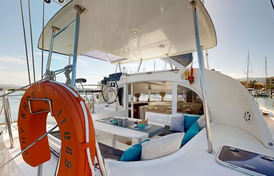 Lagoon 380 S2 Why Knot