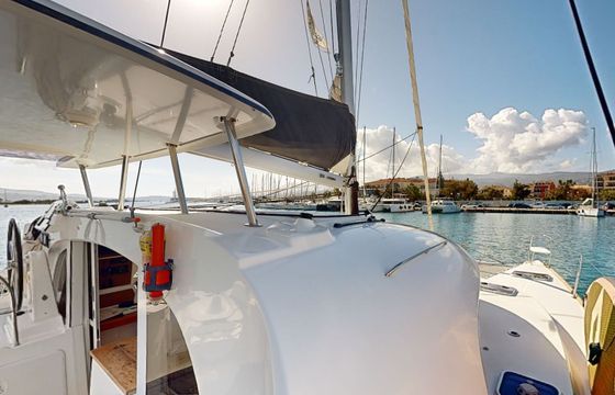 Lagoon 380 S2 Why Knot