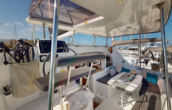 Lagoon 380 S2 Why Knot