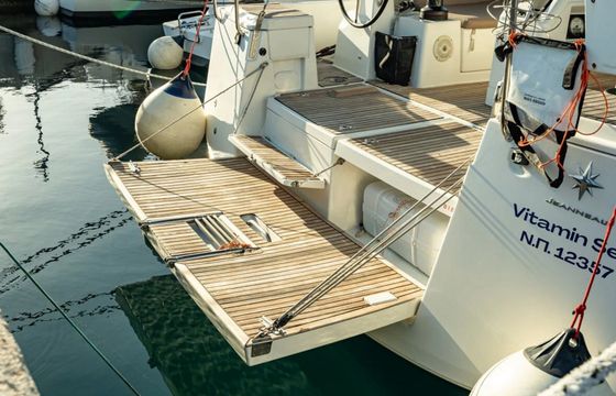 Jeanneau Sun Odyssey 490 Vitamin Sea