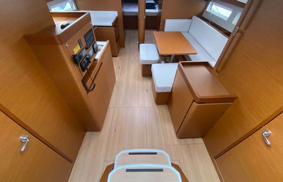 Jeanneau Sun Odyssey 490 Sventola