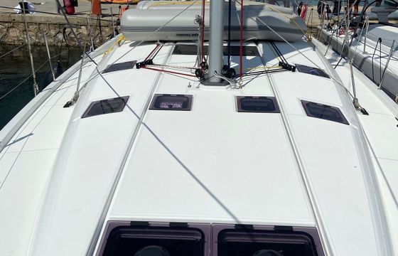 Jeanneau Sun Odyssey 490 Wu Wei