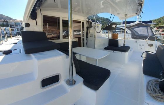 Lagoon 40 Guantanamera