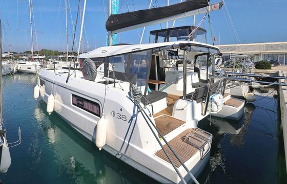 Lagoon 38 Nami