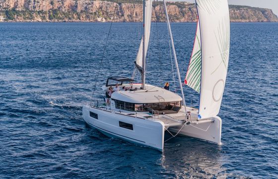Lagoon 40 Aldabra