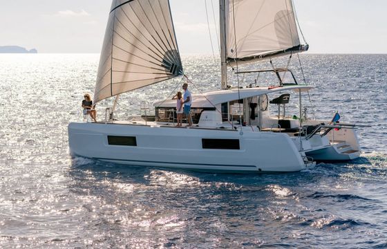 Lagoon 40 Aldabra