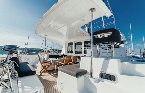 Lagoon 40 Meea