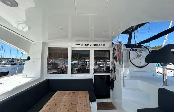 Lagoon 40 Beluga