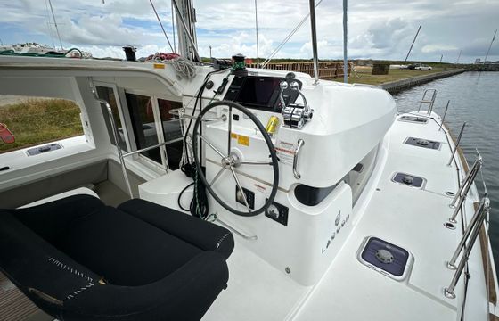 Lagoon 40 Miss Divine