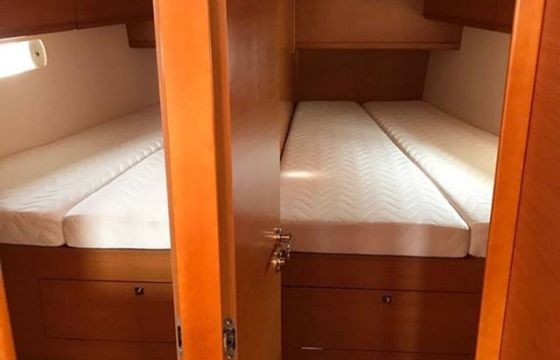 Jeanneau Sun Odyssey 519 Marina