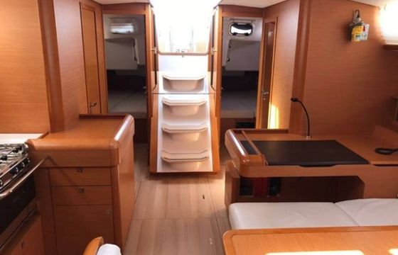 Jeanneau Sun Odyssey 519 Marina