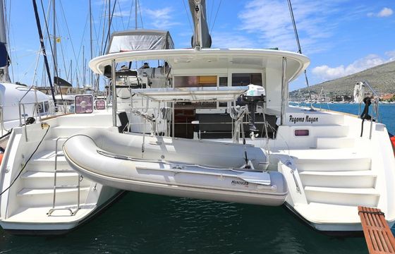 Lagoon 400 Pagomo Nayan