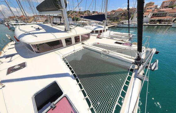 Lagoon 400 Pagomo Nayan