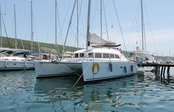 Lagoon 380 Xenia