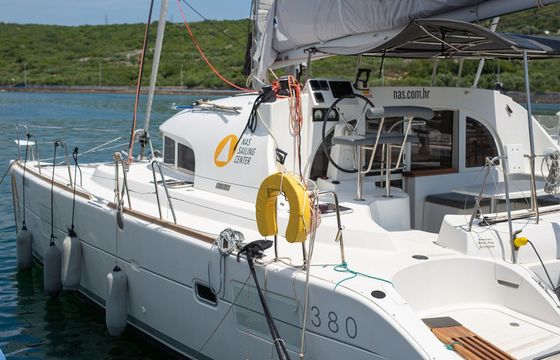 Lagoon 380 Xenia