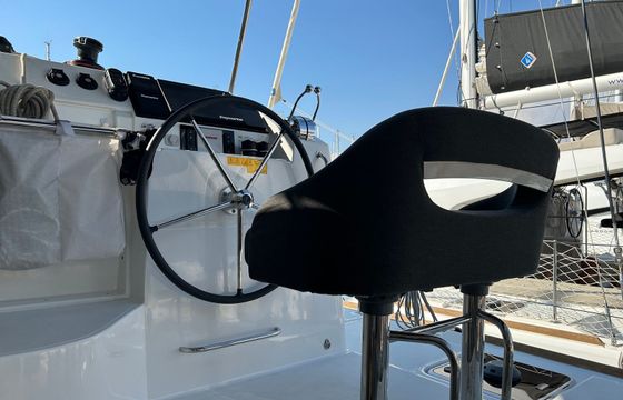 Lagoon 40 Miber Aries