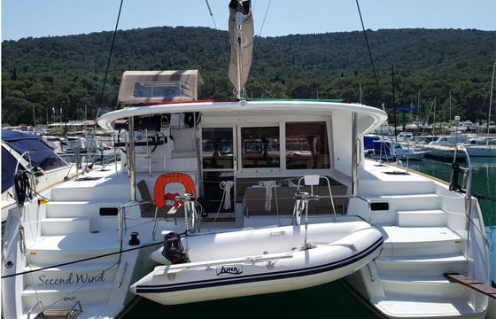 Lagoon 400 S2 Second Wind