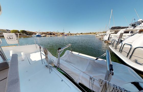 Lagoon 400 S2 Songbird