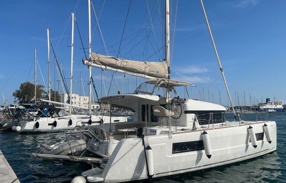 Lagoon 40 Nina