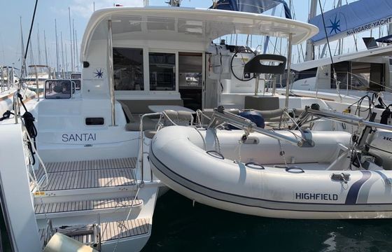 Lagoon 40 Santai