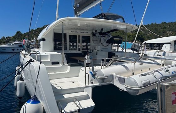 Lagoon 40 Conch