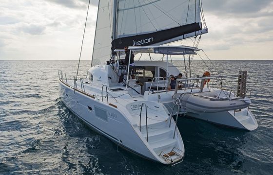 Lagoon 380 S2 Catcake