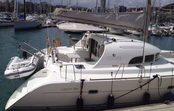 Lagoon 380 Vijaru