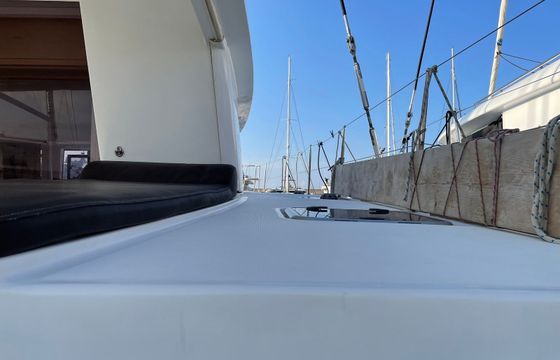 Lagoon 400 S2 Christina 1
