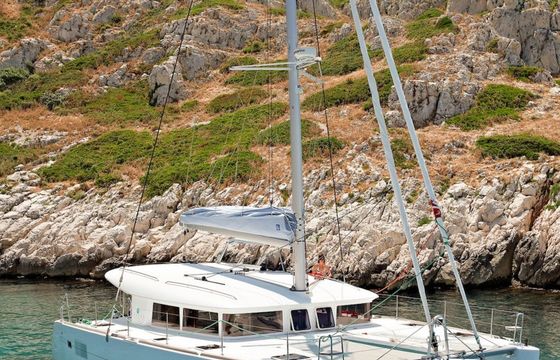Lagoon 400 S2 Orion 7
