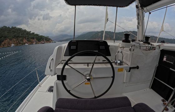 Lagoon 42 Ayza 1