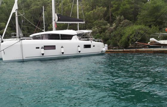 Lagoon 42 Ayza 1
