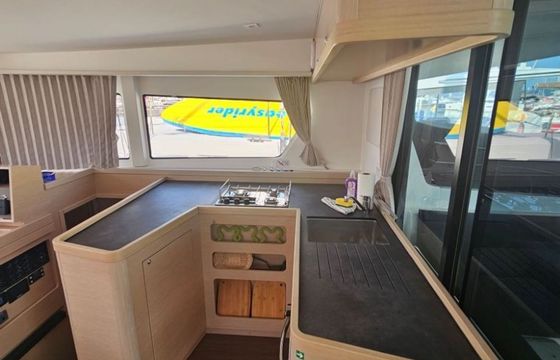 Lagoon 42 Azzuro