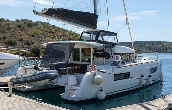 Lagoon 40 Monarch