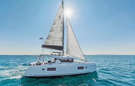 Lagoon 42 Blue Ripple 1
