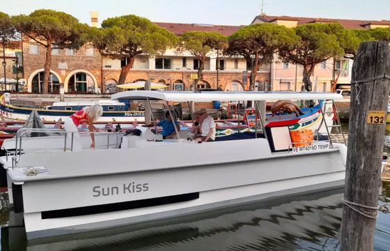 Lagon 33 Sun Kiss