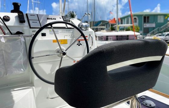 Lagoon 40 Envision