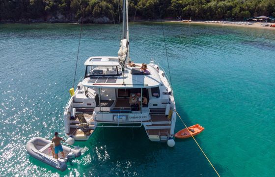 Lagoon 42 Dream of Life