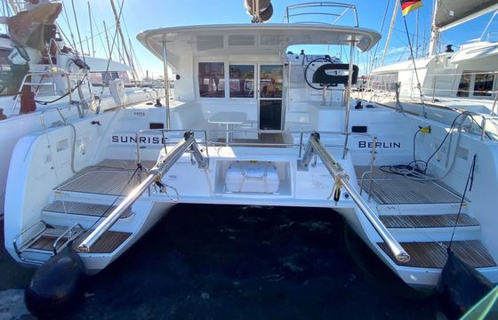 Lagoon 40 Sunrise