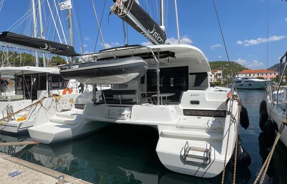 Lagoon 42 First Adventure