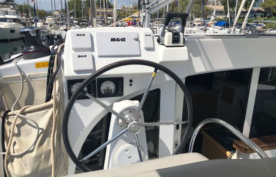Lagoon 380 S2 Beluga