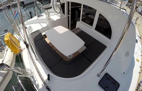 Lagoon 380 S2 Maya