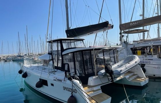 Lagoon 42 Kireina