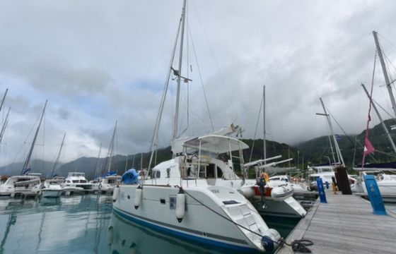 Lagoon 380 S2 Magikal